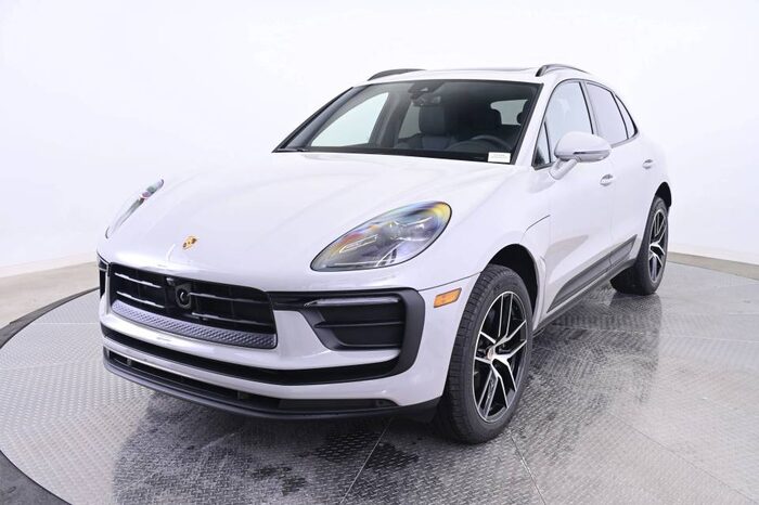 2026 Porsche Macan