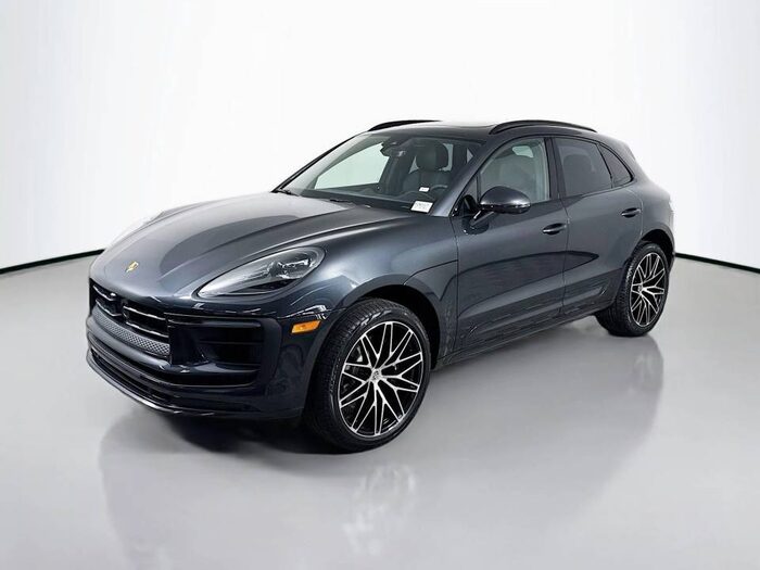 2026 Porsche Macan