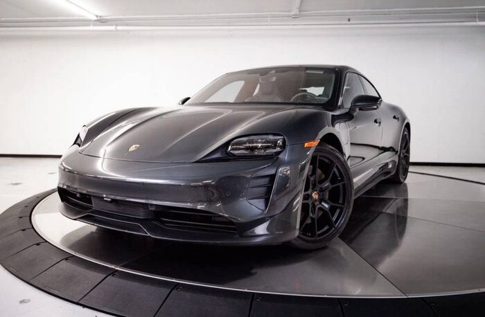 2023 Porsche Taycan