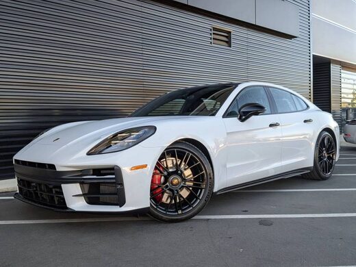 2026 Porsche Panamera