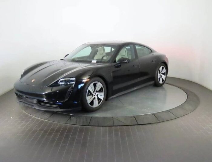 2024 Porsche Taycan
