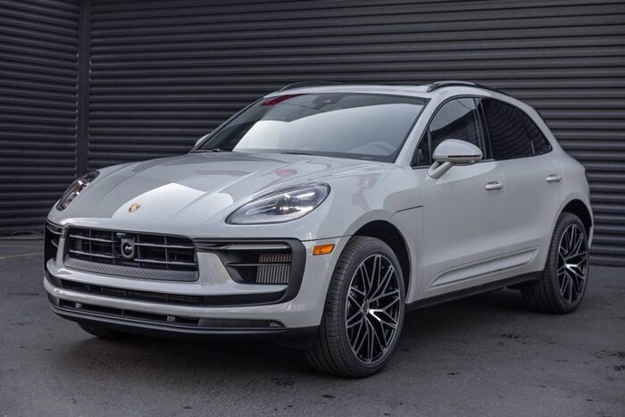 2026 Porsche Macan