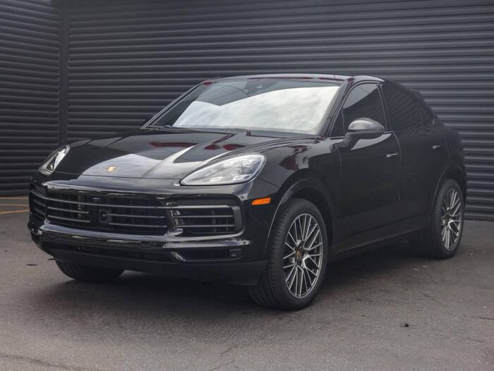 2023 Porsche Cayenne Coup