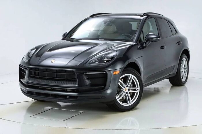 2022 Porsche Macan