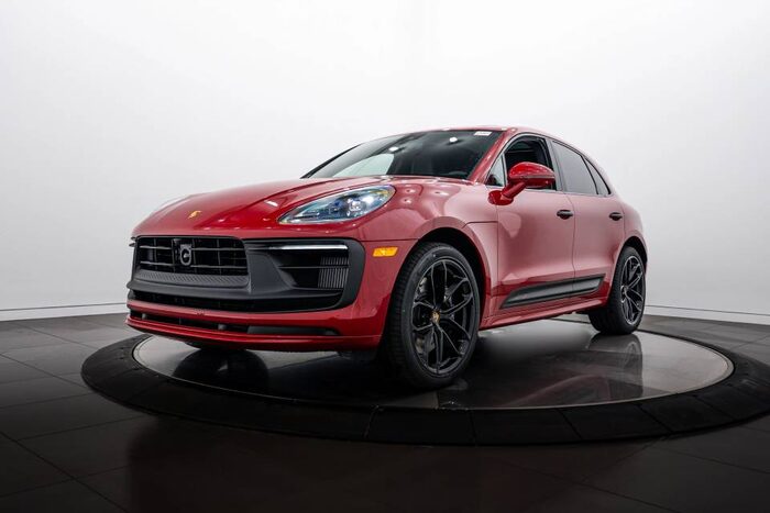 2026 Porsche Macan