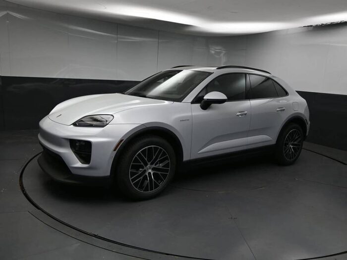 2026 Porsche Macan