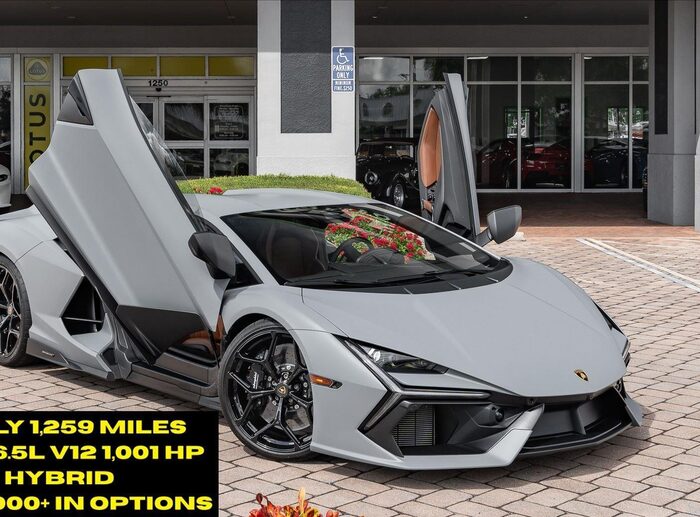 2024 Lamborghini Revuelto