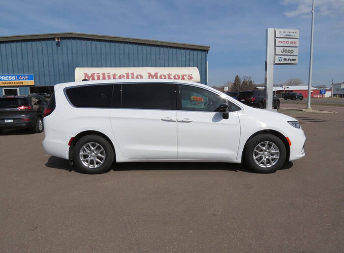 2026 Chrysler Pacifica