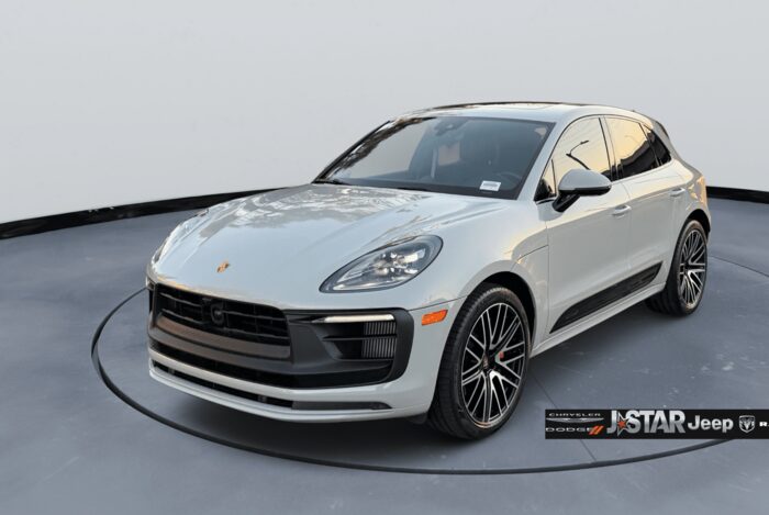 2023 Porsche Macan