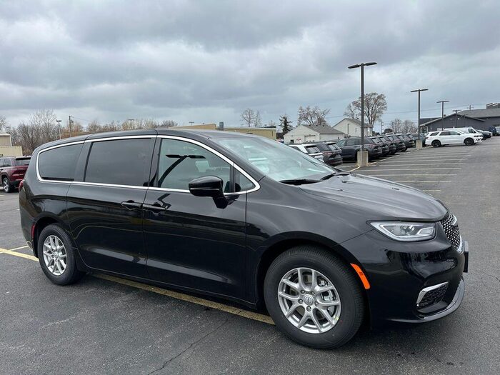 2026 Chrysler Pacifica