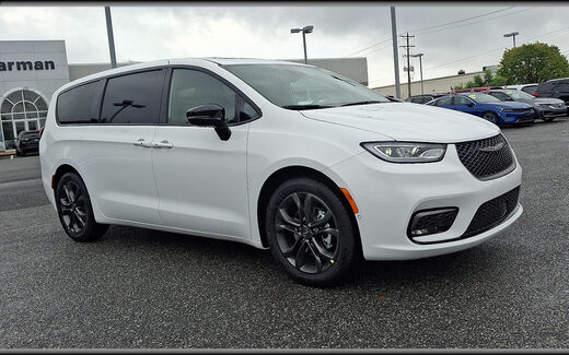 2026 Chrysler Pacifica