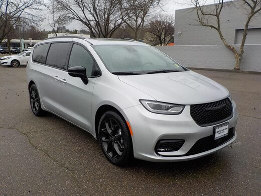 2026 Chrysler Pacifica