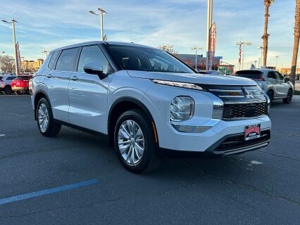 2026 Mitsubishi Outlander