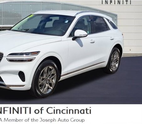 2025 GENESIS GV70