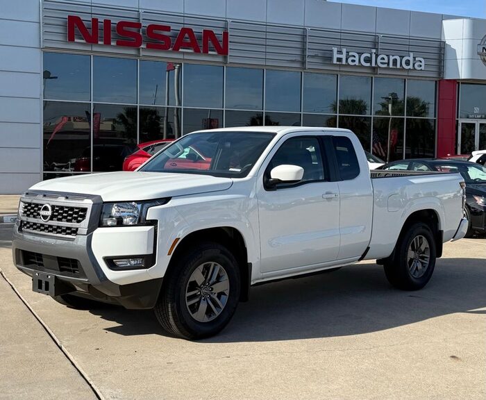 2025 Nissan Frontier