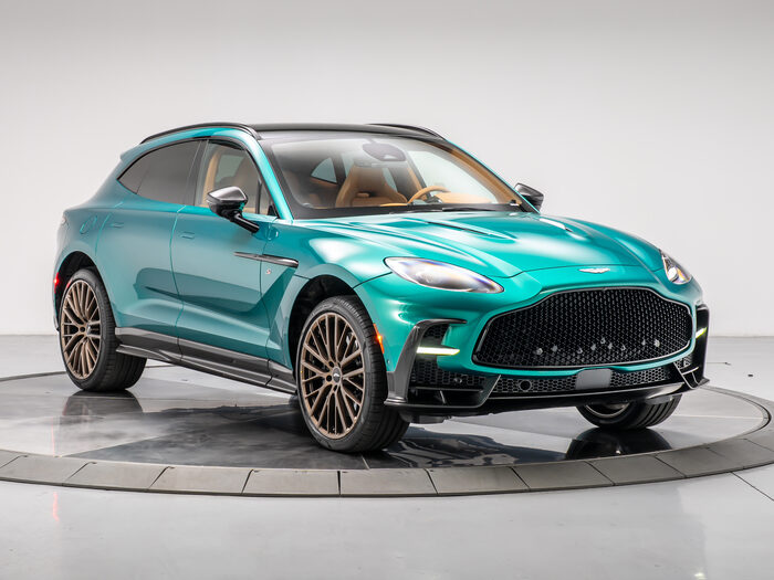 2026 Aston Martin DBX