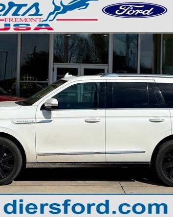 2024 Lincoln Navigator