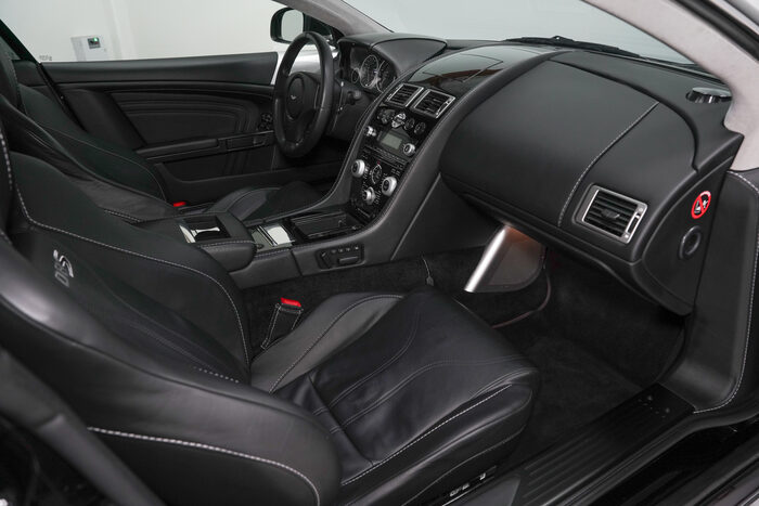 2010 Aston Martin DBS