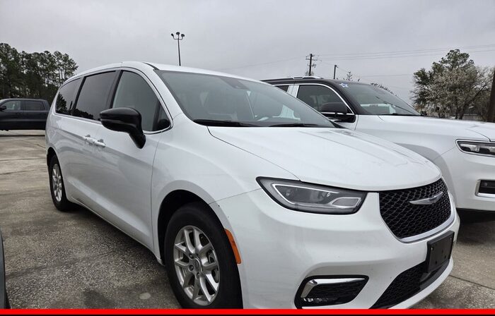 2025 Chrysler Pacifica