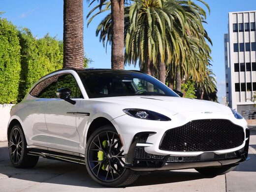 2026 Aston Martin DBX