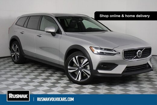2025 Volvo V60 Cross Country