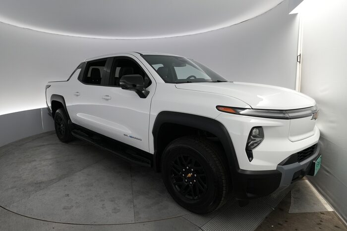 2025 Chevrolet Silverado EV