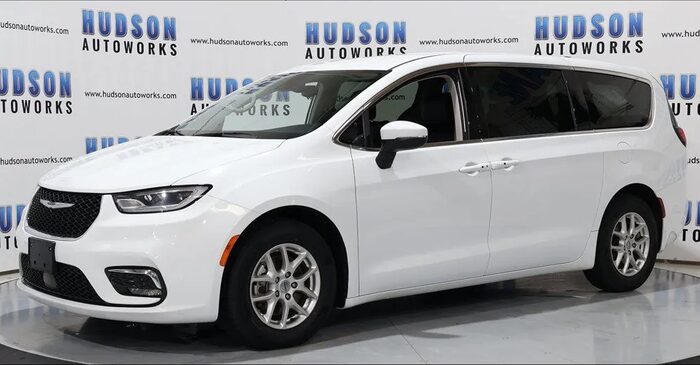 2023 Chrysler Pacifica