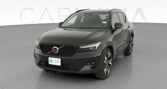 2023 Volvo XC40