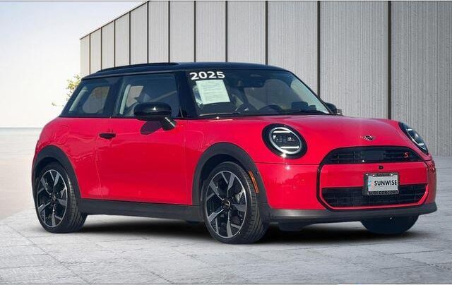 2025 MINI Hardtop 2 Door