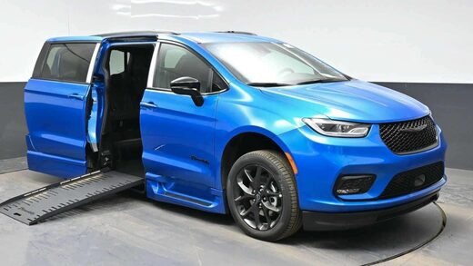 2026 Chrysler Pacifica