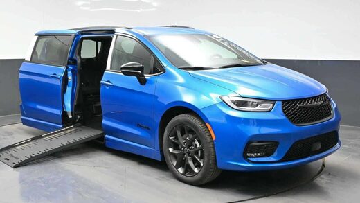 2026 Chrysler Pacifica