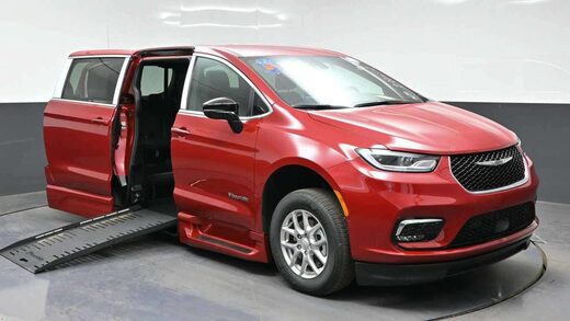 2026 Chrysler Pacifica