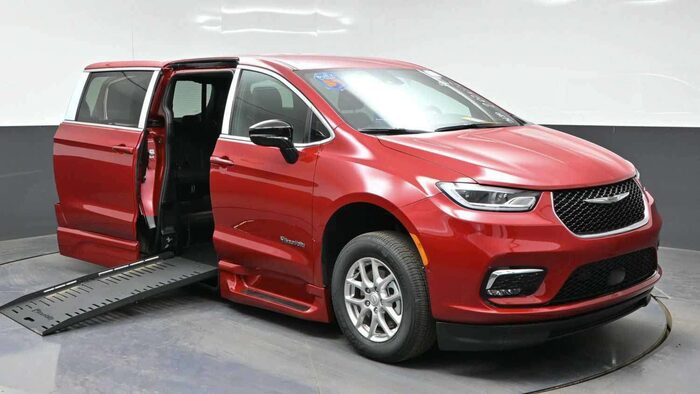 2026 Chrysler Pacifica