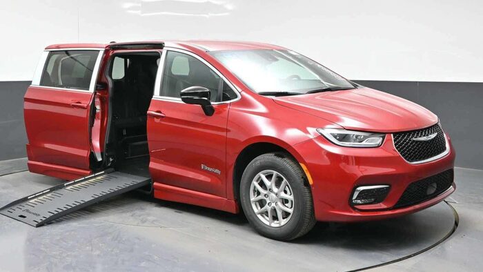 2026 Chrysler Pacifica