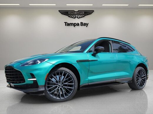 2025 Aston Martin DBX