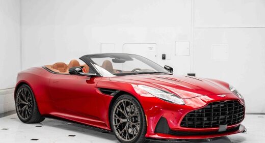 2025 Aston Martin DB12