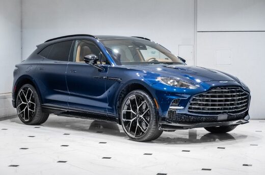 2026 Aston Martin DBX