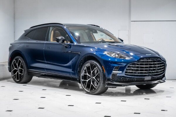 2026 Aston Martin DBX