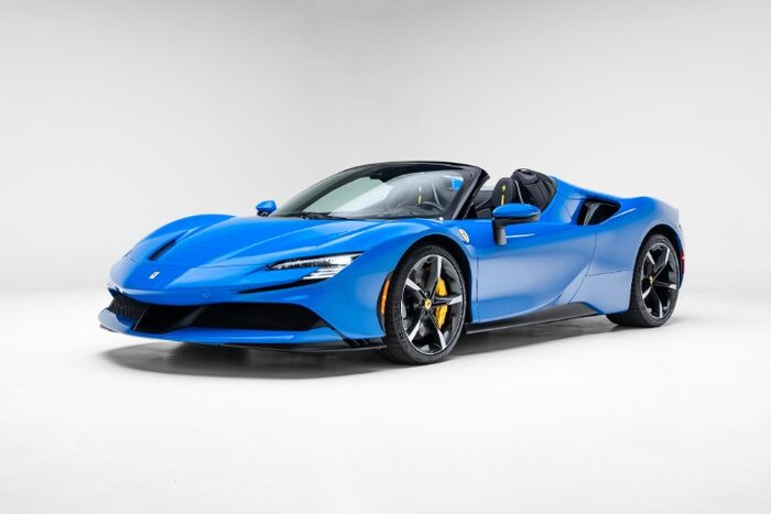 2024 Ferrari SF90 Spider