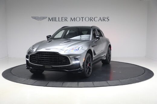 2026 Aston Martin DBX
