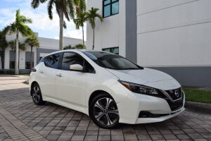 2022 Nissan LEAF