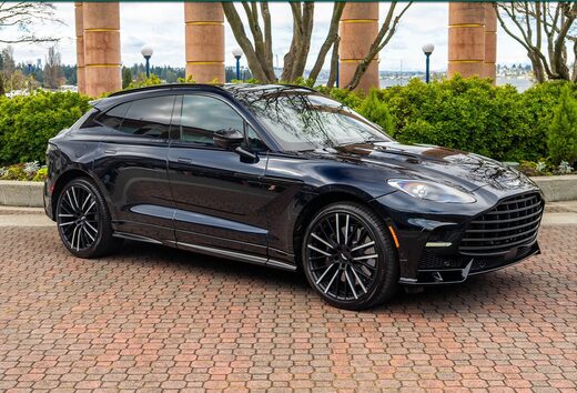 2026 Aston Martin DBX