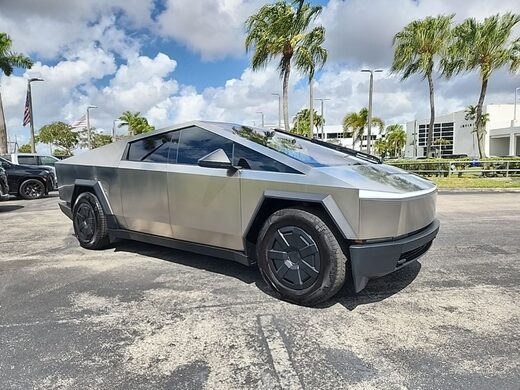 2025 Tesla Cybertruck